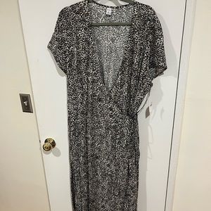 Old Navy Cheetah Print mid length dress.